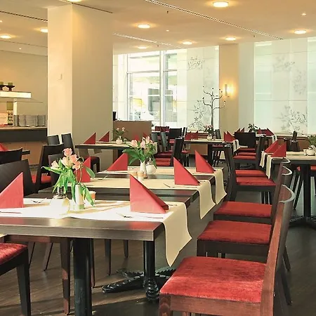 Express Zentrum By Ihg 호텔