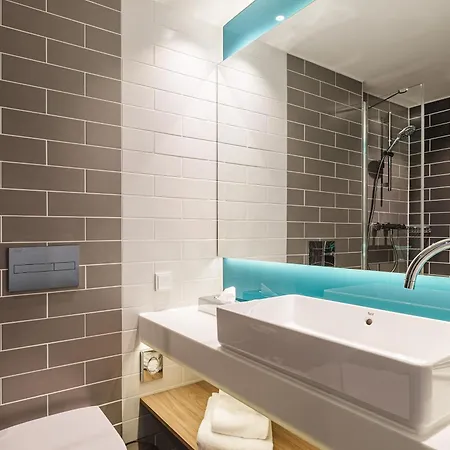 Hotel Express Zentrum By Ihg 3*
