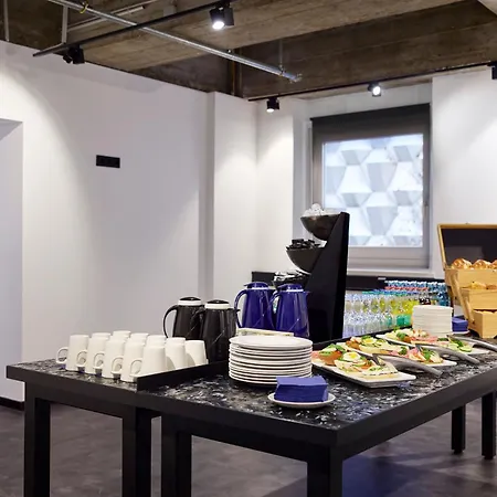 Express Zentrum By Ihg 3*