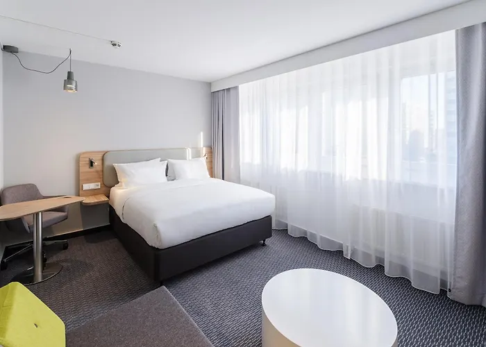 Express Zentrum By Ihg Отель